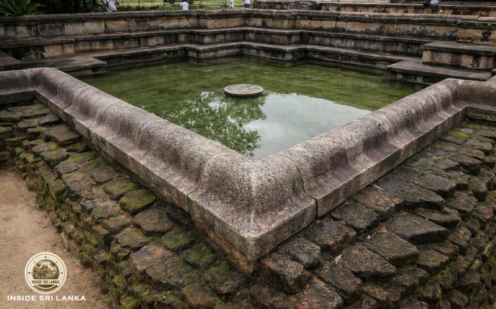 Royal Bathing Pool (Kumara Pokuna)