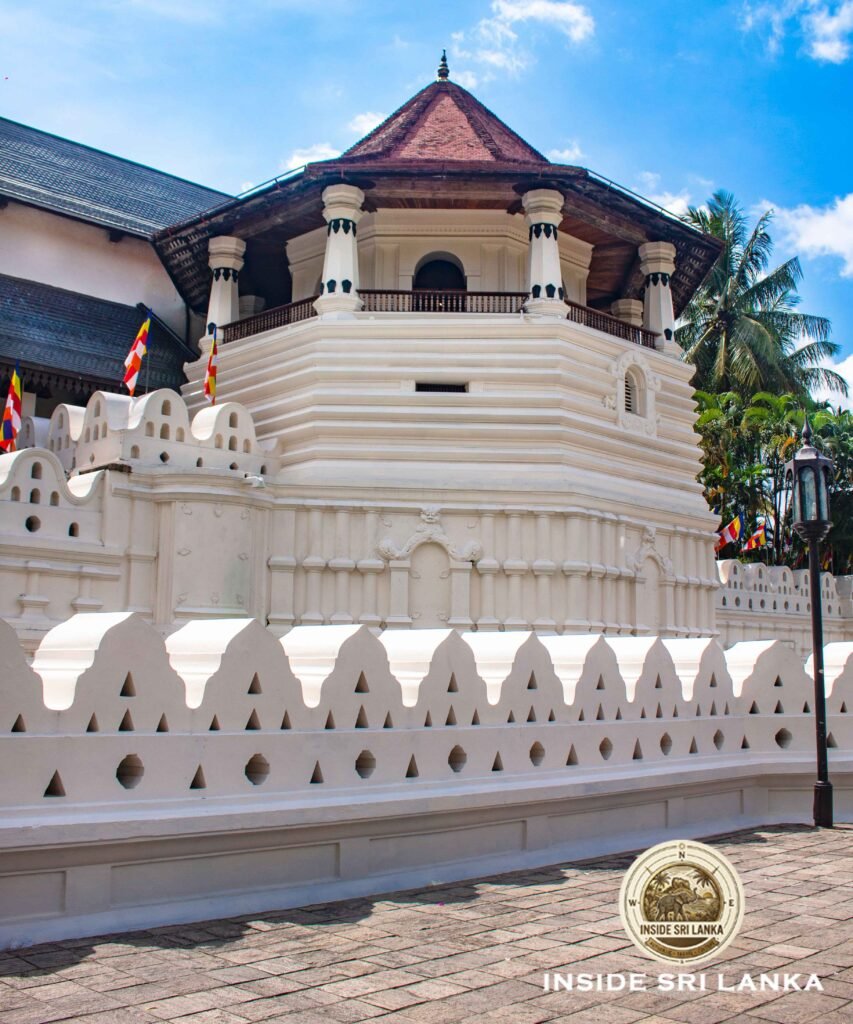 kandy sacred tooth relic